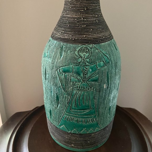 Mid-Century Italian Green Fratelli Fanciullacci Sgraffito Vase - Picture 7 of 9